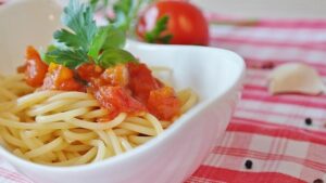 Spaghetti mit Tomate